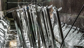 Atıktan Geleceğe: Kaynağında Değerli Kimyasalların ve Kıymetli Metallerin Geri Kazanımı